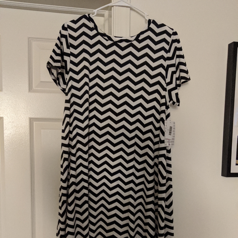 Lularoe Carly